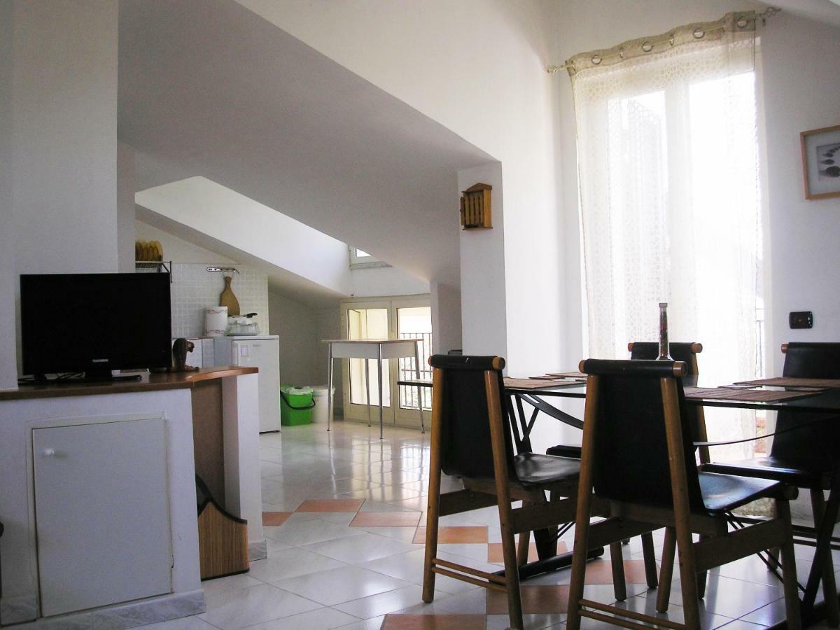Appartamento Per 4 Persone Acerra ภายนอก รูปภาพ